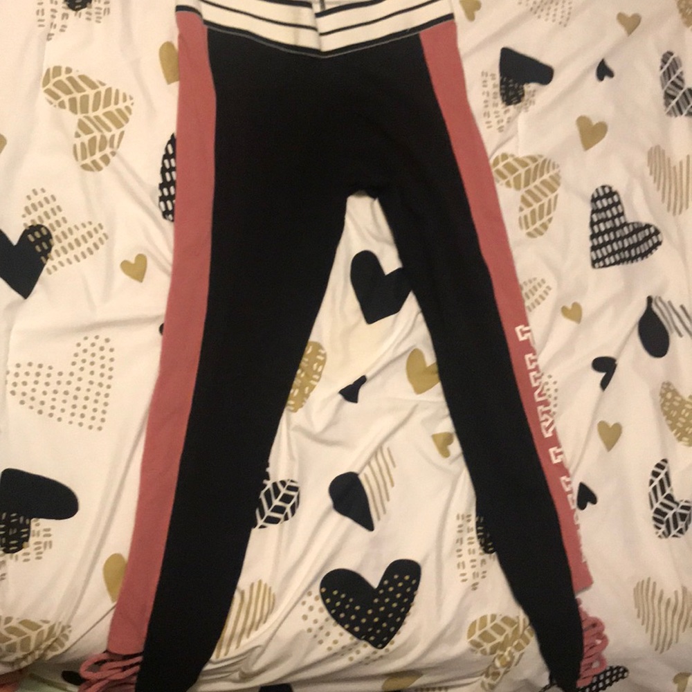 VS PINK LEGGINGS
